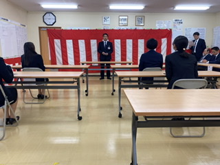 入社式