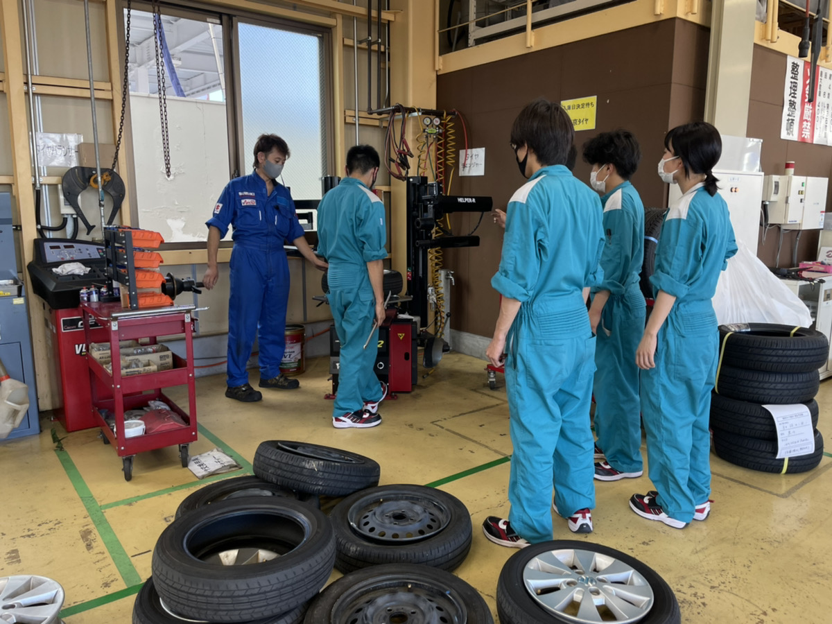 【2022・2023新卒採用】整備工場見学会
